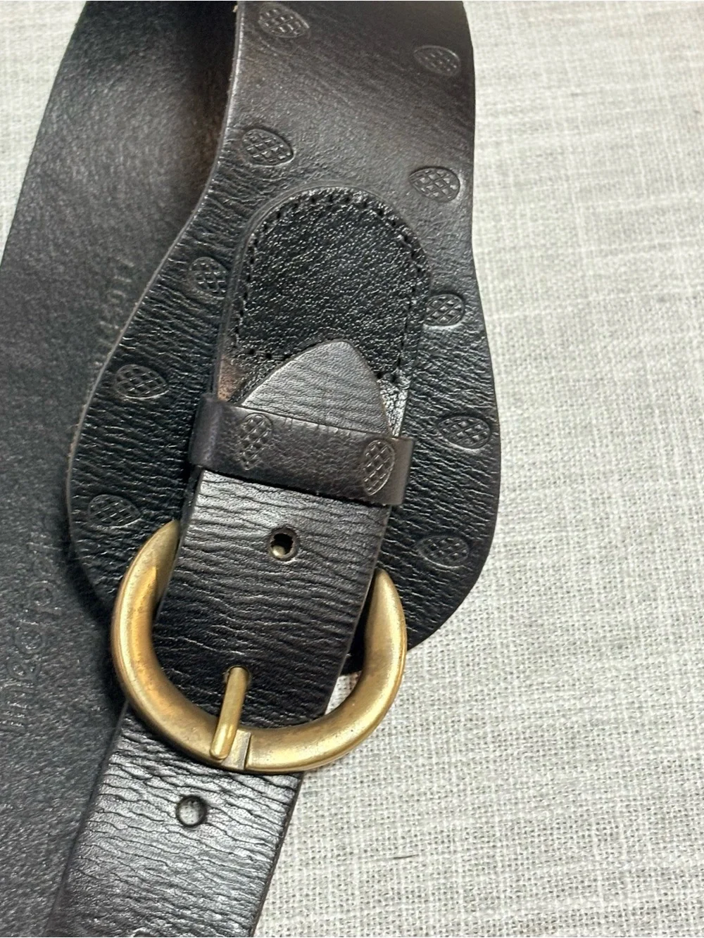 Linea Pelle Black Leather Double-Ring Belt with Antique Gold Buckles Y2K